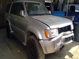 1999 TOYOTA 4RUNNER, LIMITED MODEL, SR5, AT, 3.4L, 4WD.  Z26488